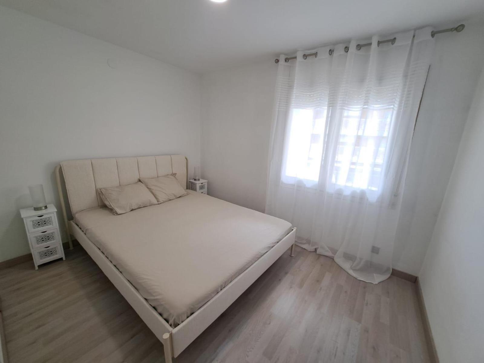 Bahia Dorada Apartment Салоу Екстериор снимка